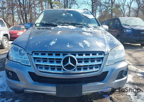 2010 Mercedes-Benz Ml 350 4Matic z USA, uszkodzony, nr VIN 4JGBB8GB3AA569151